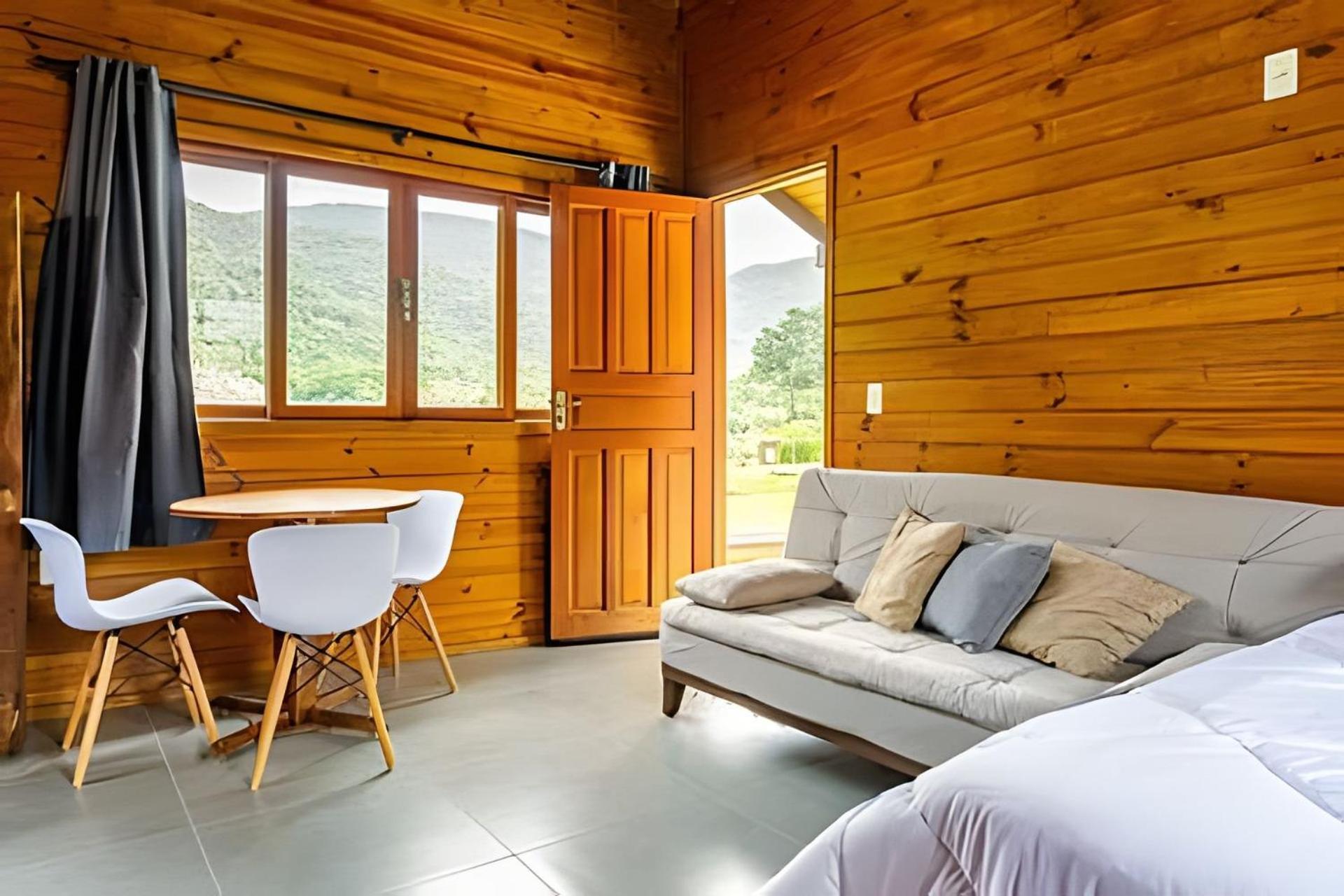 Holiday home Aconchegantes. Desfrute Da Natureza E Florianopolis