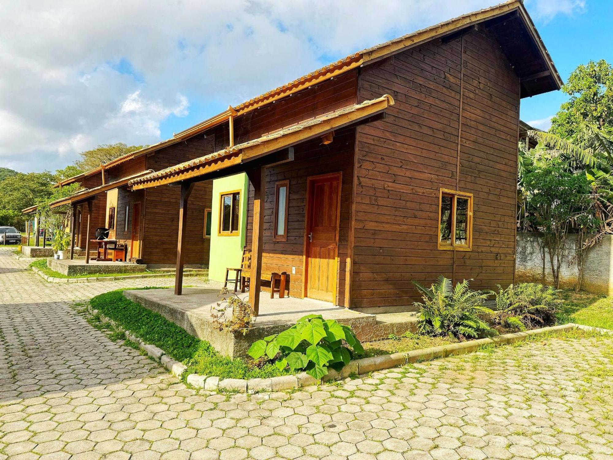 Holiday home Aconchegantes. Desfrute Da Natureza E Florianopolis
